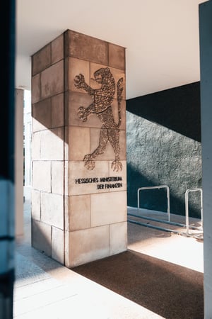 Groß (TdoT_Finanzministerium_Loriis_Media-2)
